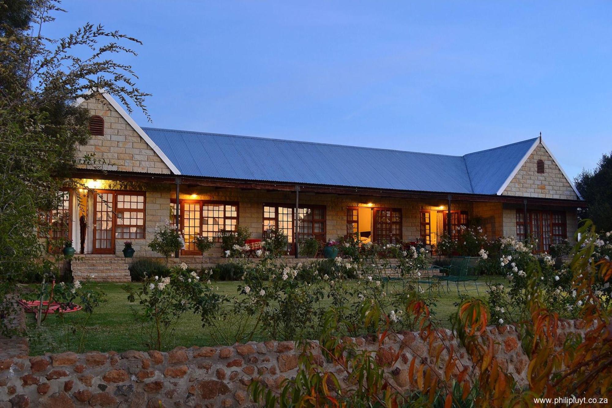 Olive Hill Country Lodge Bloemfontein Buitenkant foto