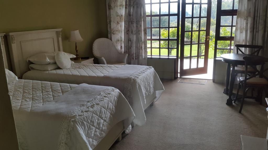 Olive Hill Country Lodge Bloemfontein Buitenkant foto